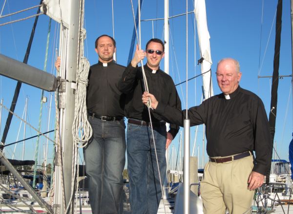 Veleando con sacerdotes, San Diego, 2010