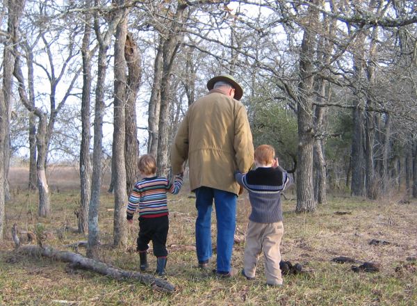 Abuelo y Nietos 2005